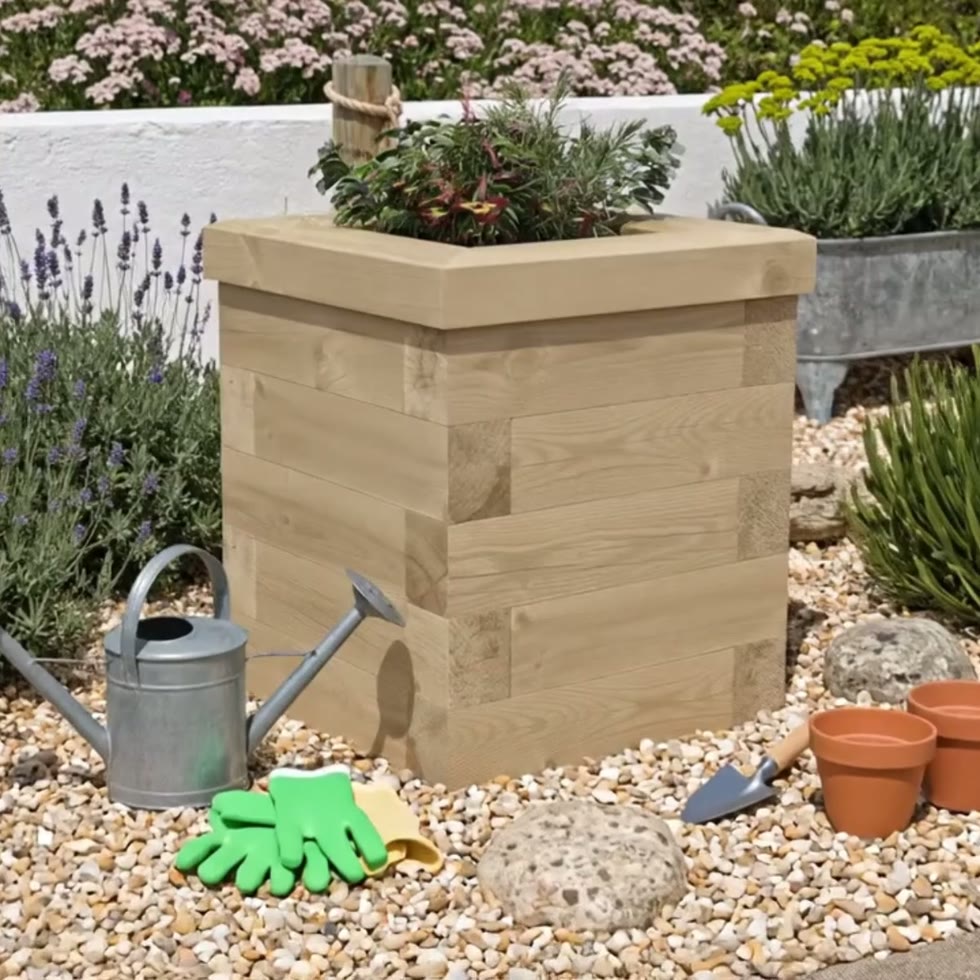 Piccola fioriera cubica in legno da giardino / 0,45 x 0,45 x 0,55 m