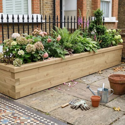 Letto rialzato lungo / 3,0 x 0,45 x 0,45 m