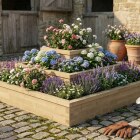 Fioriera piramidale / 2,25 x 2,25 x 0,95 m