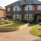 Terrazzamento da giardino curvo a più livelli / 6 m x 3,33 m